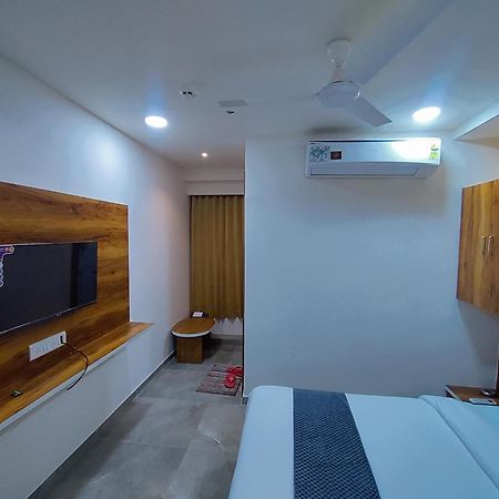 Hotel Lee Park Ahmedabad Exterior foto