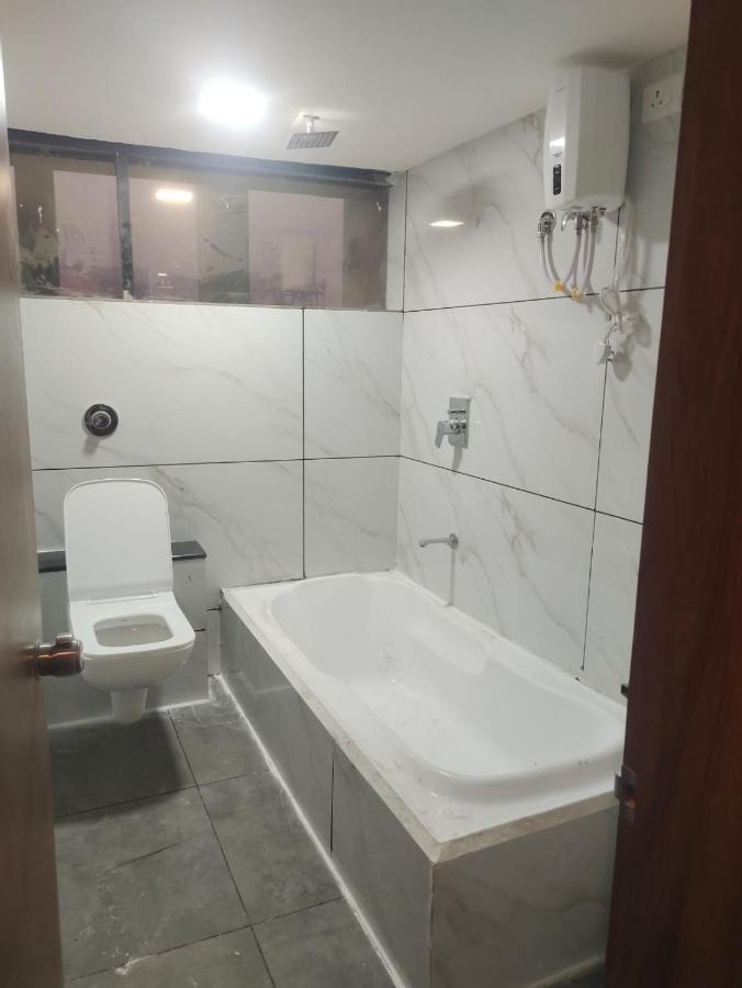 Hotel Lee Park Ahmedabad Exterior foto